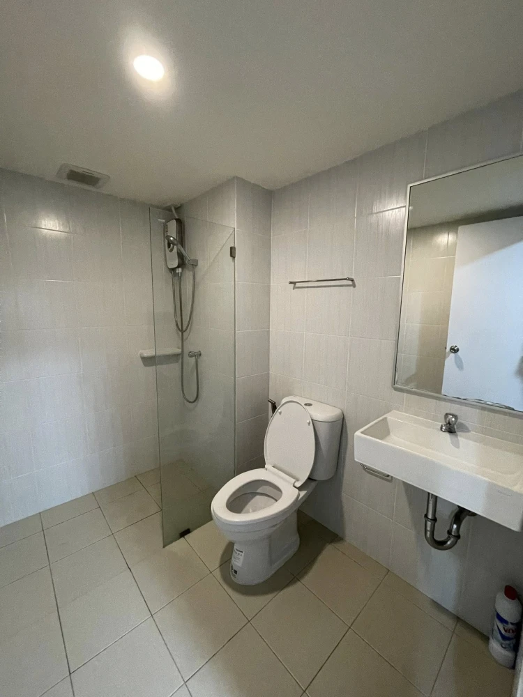 ให้เช่า Lumpini Condotown Ekachai 48 ห้องพร้อมอยู่ เฟอร์พร้อม ราคาสบายกระเป๋า จองเลย