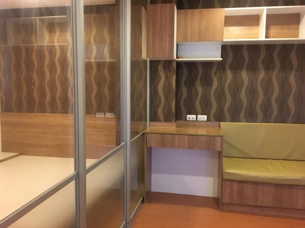 ให้เช่า Lumpini Condotown Nida-Serithai ชั้น 5 ห้องกั้นแต่งครบ จองเลย ห้ามพลาด