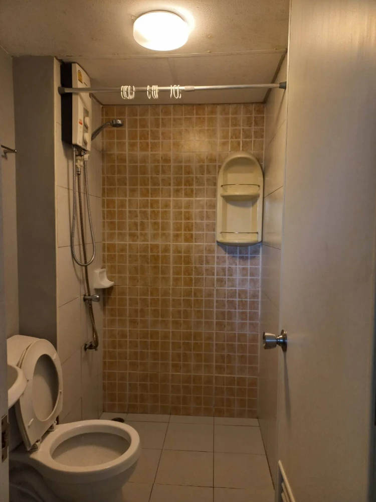 ให้เช่า Lumpini CondoTown Romklao – Suvarnabhumi ห้องพร้อมอยู่ ราคาสบายกระเป๋า หิ้วกระเป๋าใบเดียวเข้าอยู่ได้เลย