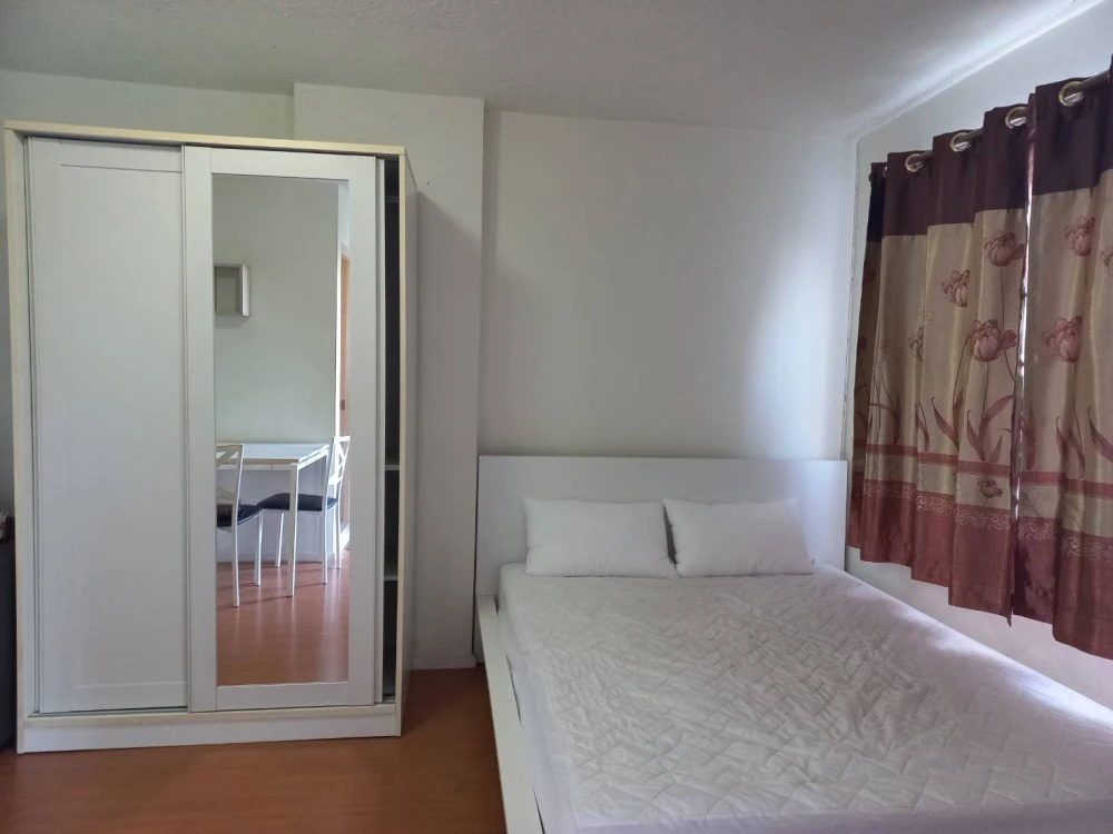 ให้เช่า Lumpini CondoTown Romklao – Suvarnabhumi ห้องพร้อมอยู่ ราคาสบายกระเป๋า หิ้วกระเป๋าใบเดียวเข้าอยู่ได้เลย