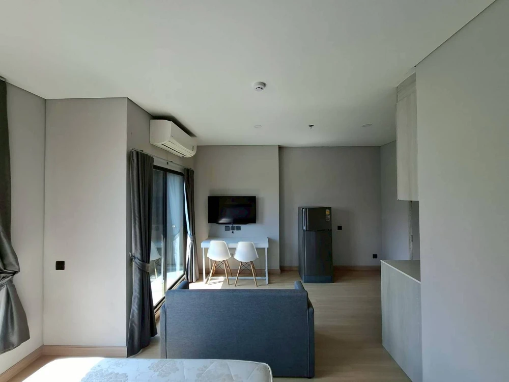 ให้เช่า Lumpini Park Phahol 32 ห้องพร้อมอยู่ เฟอร์พร้อม จองเลย