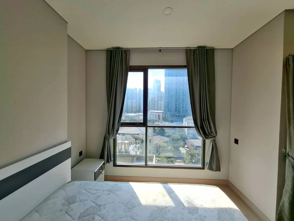 ให้เช่า Lumpini Park Phahol 32 ห้องพร้อมอยู่ เฟอร์พร้อม จองเลย