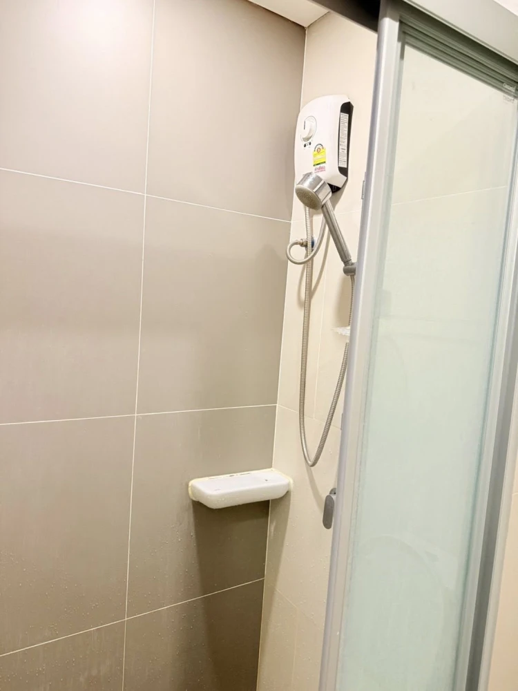 ให้เช่า Lumpini Park Phahol 32 1 ห้องนอน 1 ห้องน้ำ มาพร้อมสิ่งอำนวยความสะดวกครบครัน รีบจองเลยจ้า