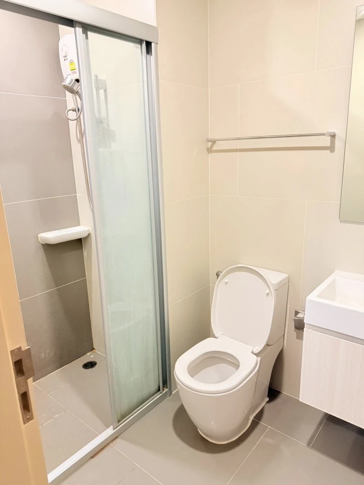 ให้เช่า Lumpini Park Phahol 32 1 ห้องนอน 1 ห้องน้ำ มาพร้อมสิ่งอำนวยความสะดวกครบครัน รีบจองเลยจ้า