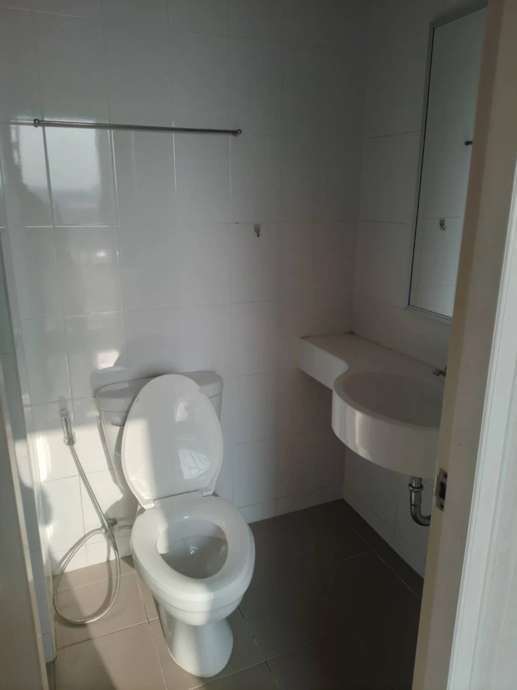 ให้เช่า Lumpini Park Phetkasem 98 ห้องน่าอยู่ ชั้นสูงลมดี เฟอร์พร้อม + เครื่องใช้ไฟฟ้าครบ ราคาสบายกระเป๋า จองเลย