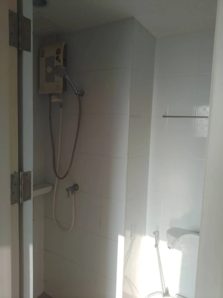 ให้เช่า Lumpini Park Phetkasem 98 ห้องน่าอยู่ ชั้นสูงลมดี เฟอร์พร้อม + เครื่องใช้ไฟฟ้าครบ ราคาสบายกระเป๋า จองเลย