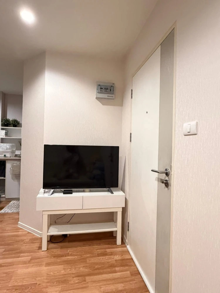 ให้เช่า Lumpini Park Phetkasem 98 ห้องน่าอยู่ ชั้น 5 เฟอร์นิเจอร์ครบครัน หิ้วกระเป๋าเข้าอยู่ได้เลยจ้า