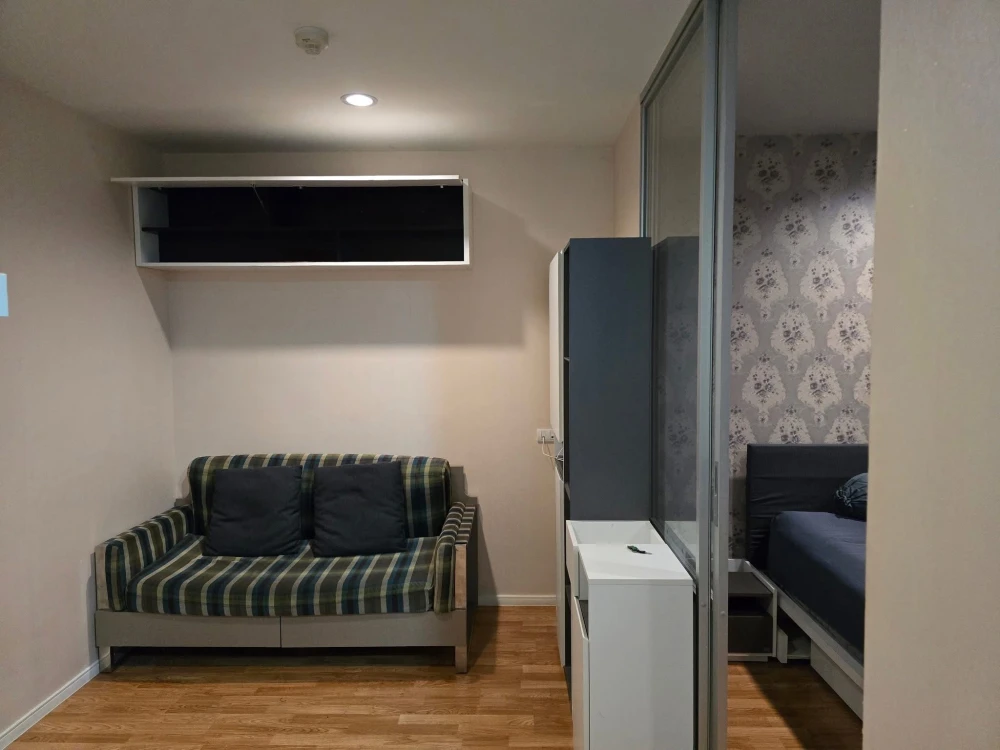 ให้เช่า Lumpini Park Phetkasem 98 1 ห้องนอน 1 ห้องน้ำ เฟอร์นิเจอร์ครบครัน ติดวอลเปเปอร์อย่างดี จองด่วน