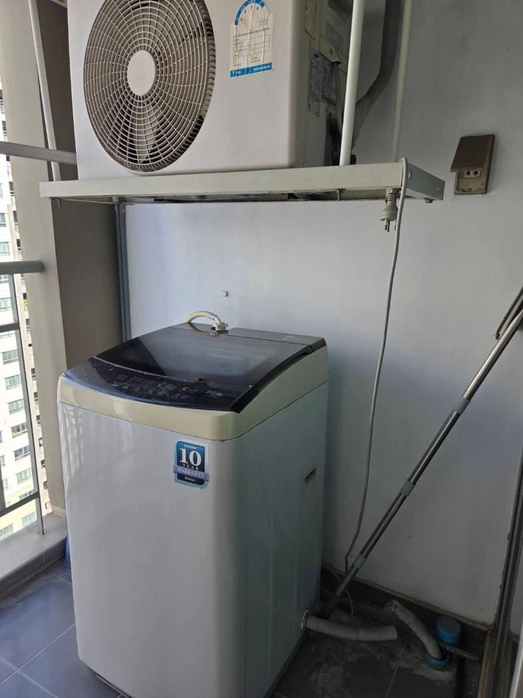 ให้เช่า Lumpini Park Pinklao 1 ห้องนอน 1 ห้องน้ำ เฟอรืนิเจอร์ครบครัน มาพร้อมเครื่องซักผ้า รีบจองเลยด่วนๆจ้า