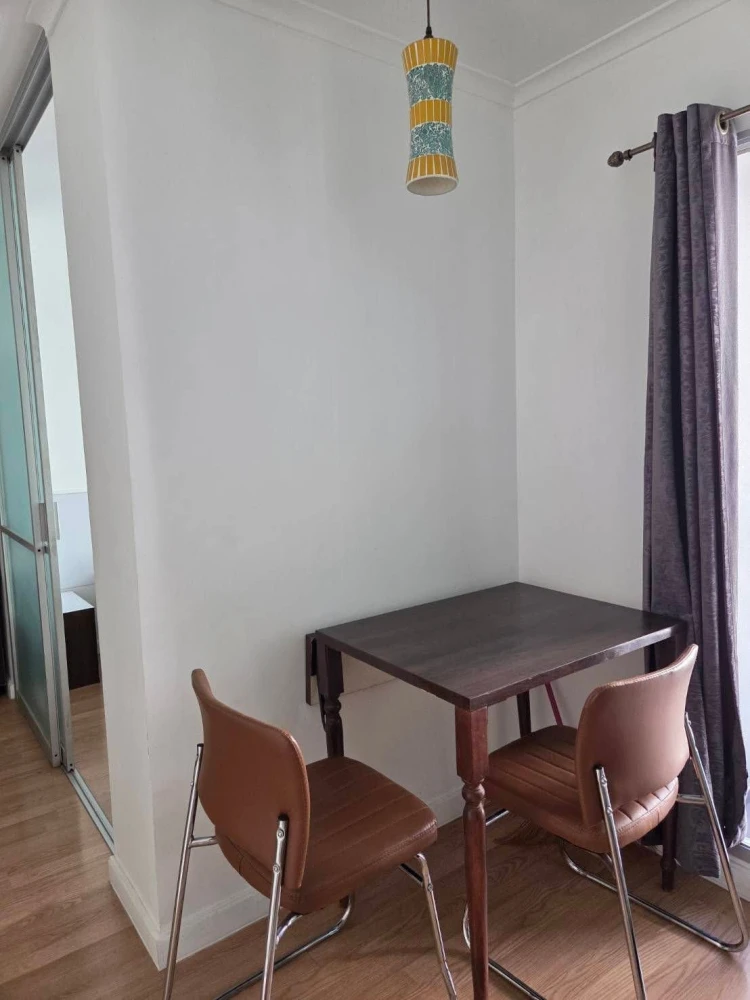 ให้เช่า Lumpini Park Pinklao 1 ห้องนอน 1 ห้องน้ำ เฟอรืนิเจอร์ครบครัน มาพร้อมเครื่องซักผ้า รีบจองเลยด่วนๆจ้า