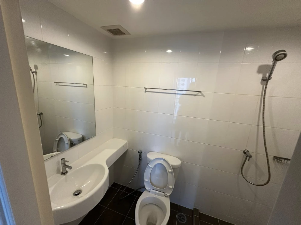 ให้เช่า Lumpini Park Rattanathibet-Ngamwongwan ห้องมุมให้ความเป็นส่วนตัว ทำเลดี เดินทางสะดวก รีบจองเลยตอนนี้จ้า