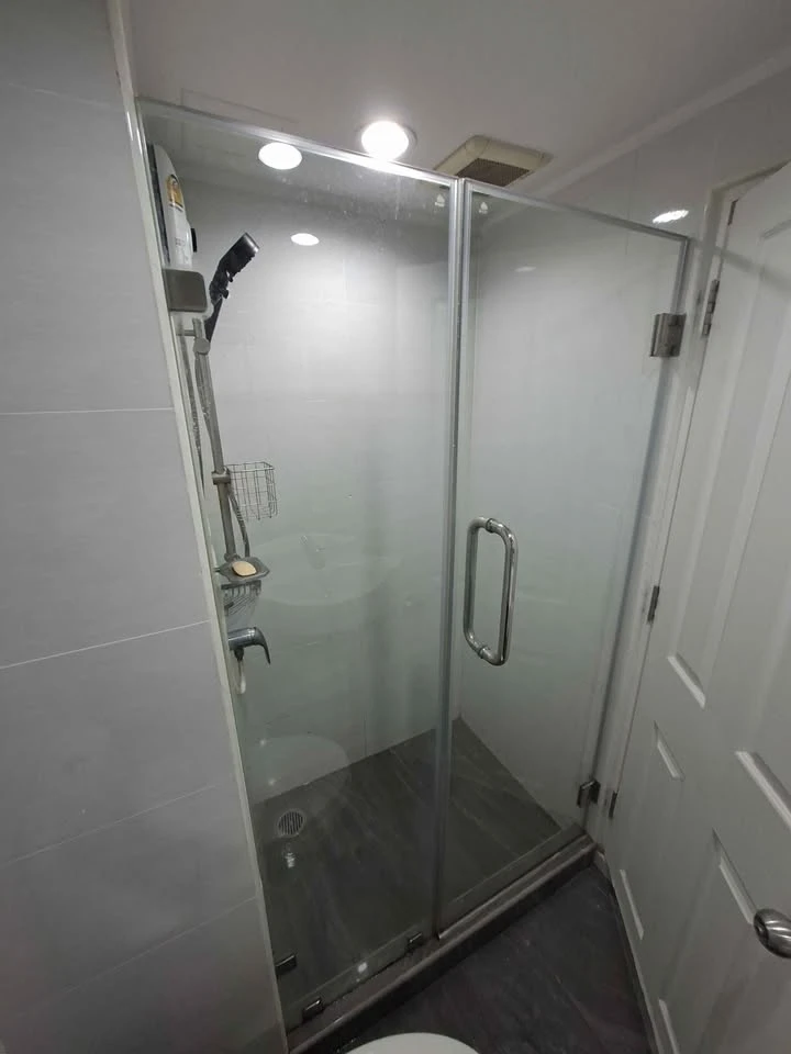 ให้เช่า Lumpini Park Riverside - Rama 3 ห้องสตูดิโอ ชั้นสูง วิวสวย เฟอร์ครบครัน จองเลย