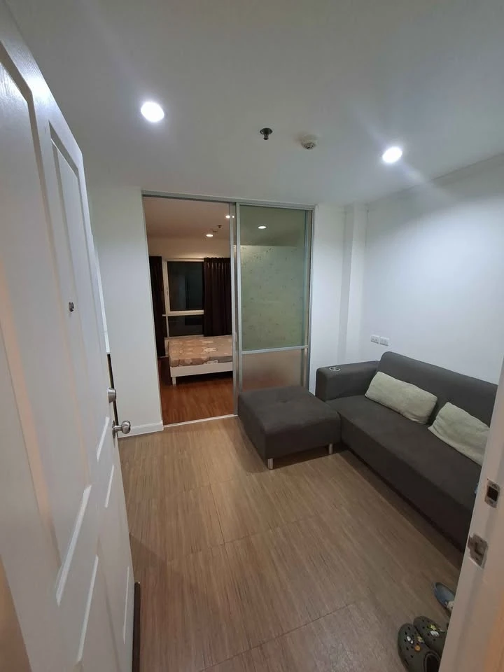 ให้เช่า Lumpini Park Riverside - Rama 3 ห้องสตูดิโอ ชั้นสูง วิวสวย เฟอร์ครบครัน จองเลย