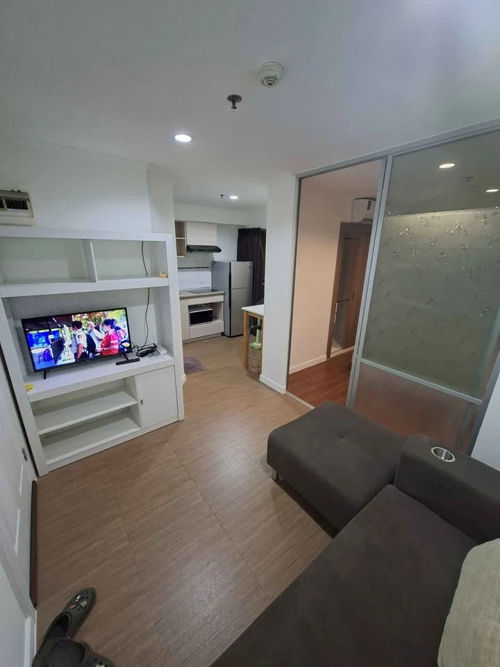 ให้เช่า Lumpini Park Riverside - Rama 3 ห้องสตูดิโอ ชั้นสูง วิวสวย เฟอร์ครบครัน จองเลย