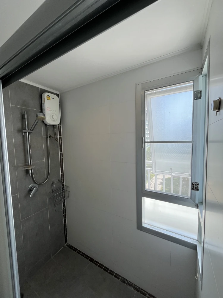 ให้เช่า Lumpini Parkbeach Jomtien ชั้น 3 ห้องน่าอยู่ แต่งครบ จองด่วนๆ ห้ามพลาด