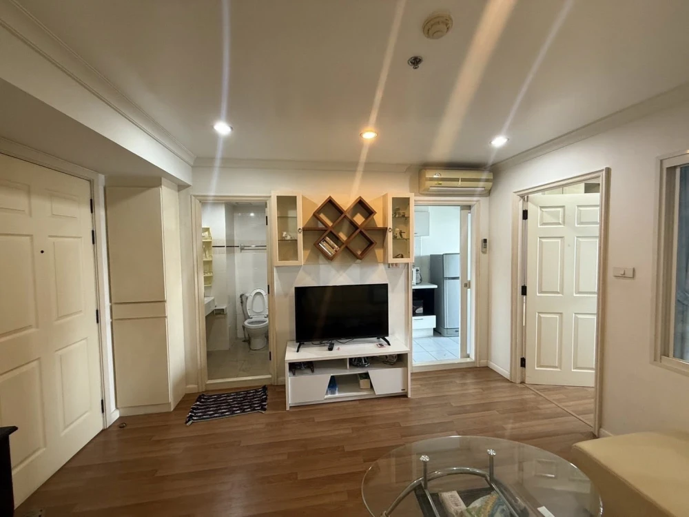 ให้เช่า Lumpini Place Narathiwat-Chaophraya ชั้น 22 ห้องแต่งครบ น่าอยู่ จองเลย อย่ารอช้า