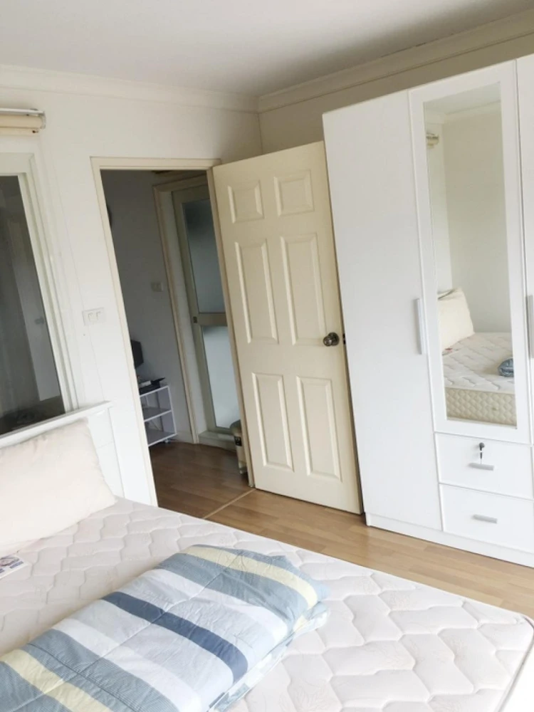 ให้เช่า Lumpini Place Narathiwat-Chaophraya วิวแม่น้ำเจ้าพระรา สนใจจองเลย ด่วนๆ