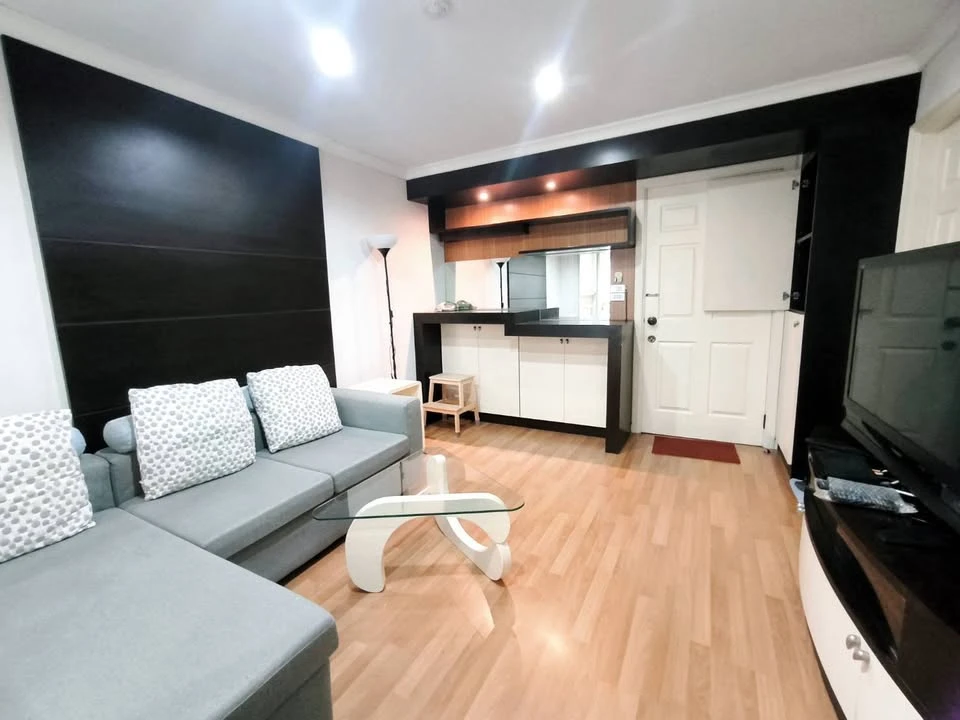 ให้เช่า Lumpini Place Narathiwat-Chaophraya ห้องชั้น 15 พื้นที่ใช้สอยเยอะ วิวสวย ไม่บล็อค ดีแบบนี้จะรออะไร