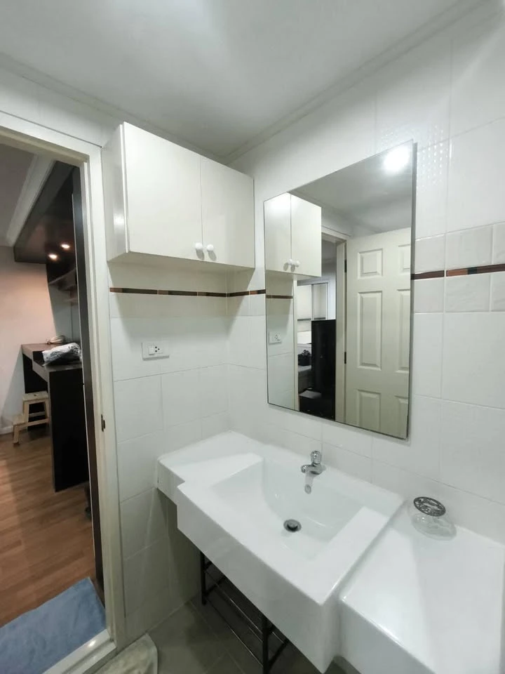 ให้เช่า Lumpini Place Narathiwat-Chaophraya ห้องชั้น 15 พื้นที่ใช้สอยเยอะ วิวสวย ไม่บล็อค ดีแบบนี้จะรออะไร