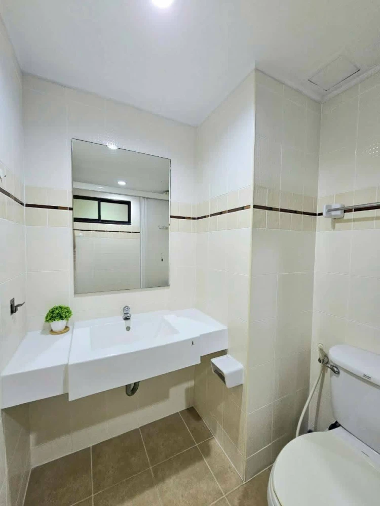 ให้เช่า Lumpini Place Pinklao 2 ชั้น 24 ห้องแต่งครบ น่าอยู่ จองเลยจ้า