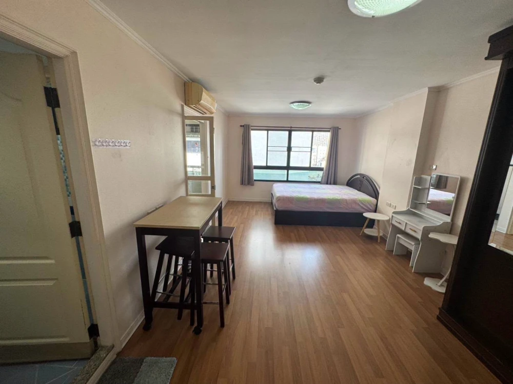 ให้เช่า Lumpini Place Rama 3-Charoen Krung ห้องพร้อมอยู่ ราคาอย่า.โดน รีบมาจับมาจองได้แล้ววันนี้ อย่ารอช้า