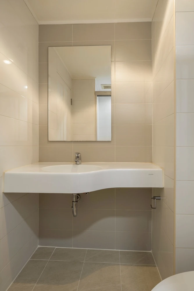 ให้เช่า Lumpini Place Rama 9–Ratchada 1 ห้องนอน 1 ห้องน้ำ ตกแต่งสไตล์มินิมอล ทำเลดี รีบจองด่วนๆเลย