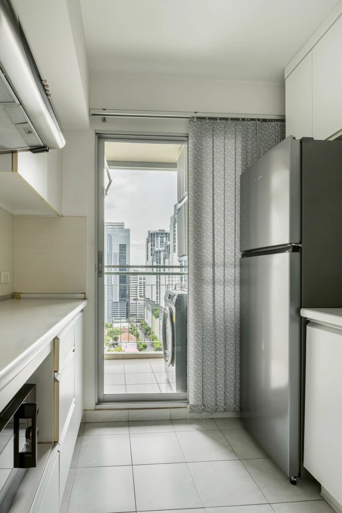 ให้เช่า Lumpini Place Rama 9–Ratchada 1 ห้องนอน 1 ห้องน้ำ ตกแต่งสไตล์มินิมอล ทำเลดี รีบจองด่วนๆเลย