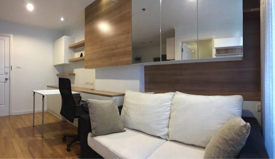 ให้เช่า Lumpini Place Ratchayothin ห้องน่าอยู่ ชั้น 10 มาพร้อมสิ่งอำนวยความสะดวกครบครัน รีบจองเลยจ้า