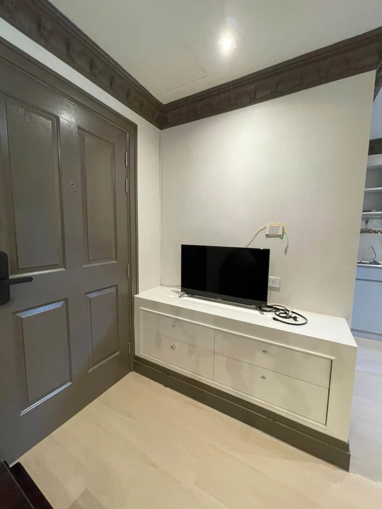 ให้เช่า Lumpini Place Ratchayothin ห้องแต่งสวย บิวท์อินเฟอร์นิเจอร์อย่างดี รีบจองด่วนๆ
