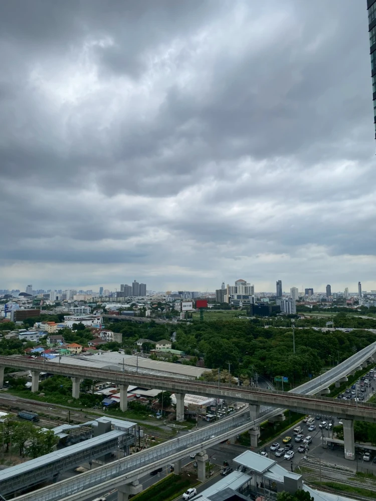 ให้เช่า Lumpini Place Srinakarin-Huamak Station ห้องน่าอยู่ เฟอร์นิเจอร์ครบครัน จองด่วนๆ