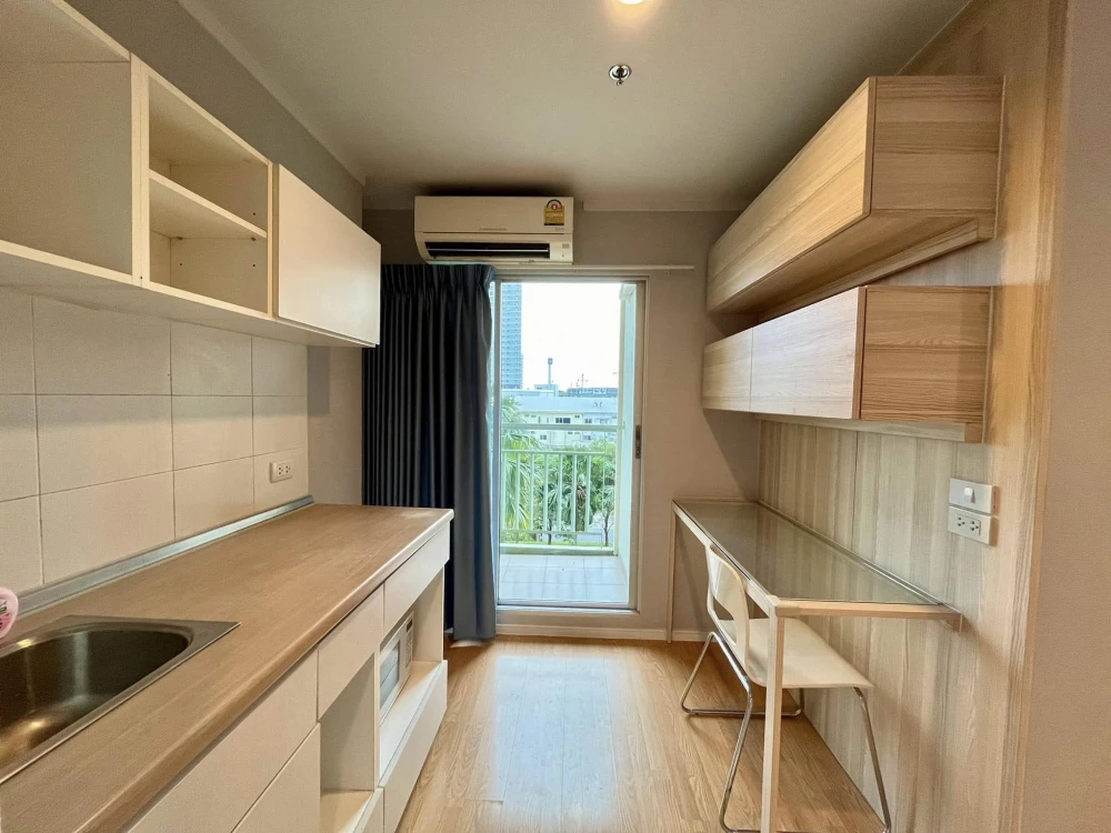 ให้เช่า Lumpini Place Srinakarin-Huamak Station ห้องพร้อมอยู่ เฟอร์พร้อม จองเลย