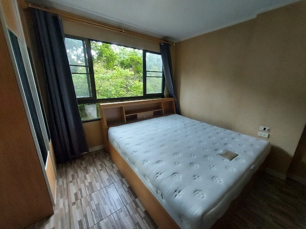 ให้เช่า Lumpini Place Suanplu-Sathorn ห้องพร้อมอยู่ เฟออร์พร้อม จองเลย