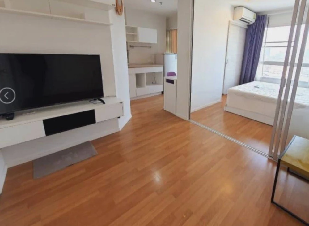 ให้เช่า Lumpini Place Suksawat - Rama 2 ห้องพร้อมเฟอร์ ราคาสบายกระเป๋า ชั้นสูงลมดี รีบจองเลย