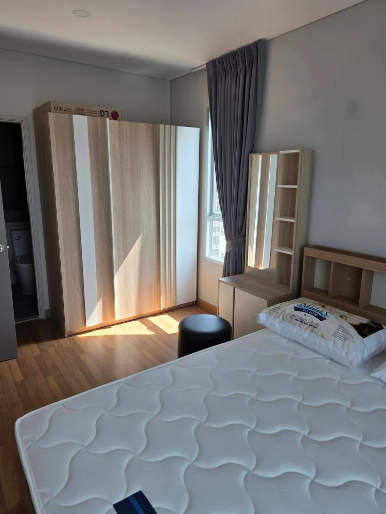 ให้เช่า Lumpini Place Taopoon - Interchange ห้องมุม ฝั่งห้องนอนไม่ติดใคร เงียบสงบ เป็นส่วนตัว วิวสวย ไม่ควรพลาด