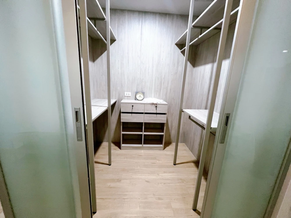 ให้เช่า Lumpini Selected Sutthisan-Saphankwai มาพร้อมการตกแต่งที่ครบครัน จองเลย