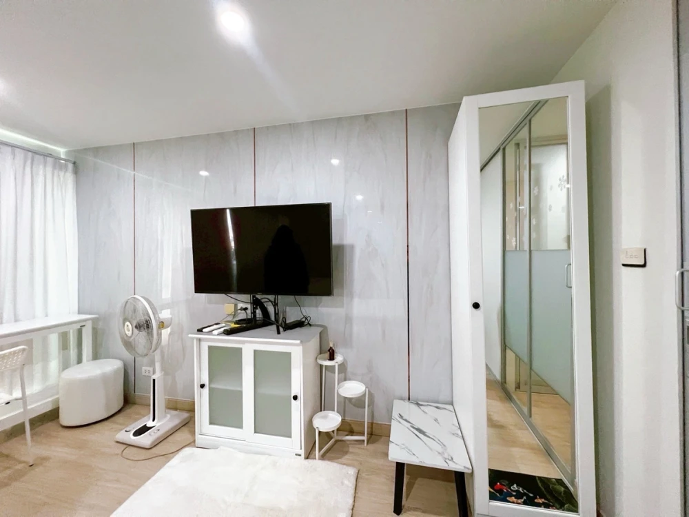 ให้เช่า Lumpini Selected Sutthisan-Saphankwai มาพร้อมการตกแต่งที่ครบครัน จองเลย