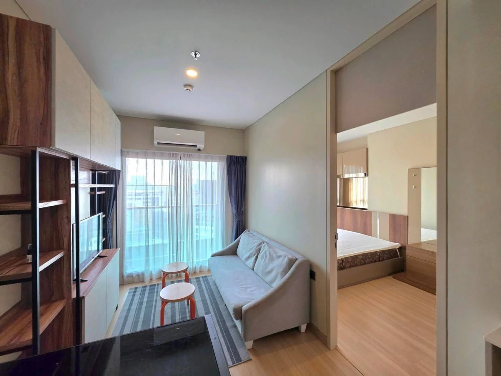 ให้เช่า Lumpini Suite Dindaeng-Ratchaprarop  พร้อมเข้าอยู่ 1 ห้องนอน 1 ห้องรับแขก 1 ห้องน้ำ ตกแต่งอย่างดี จองเลย