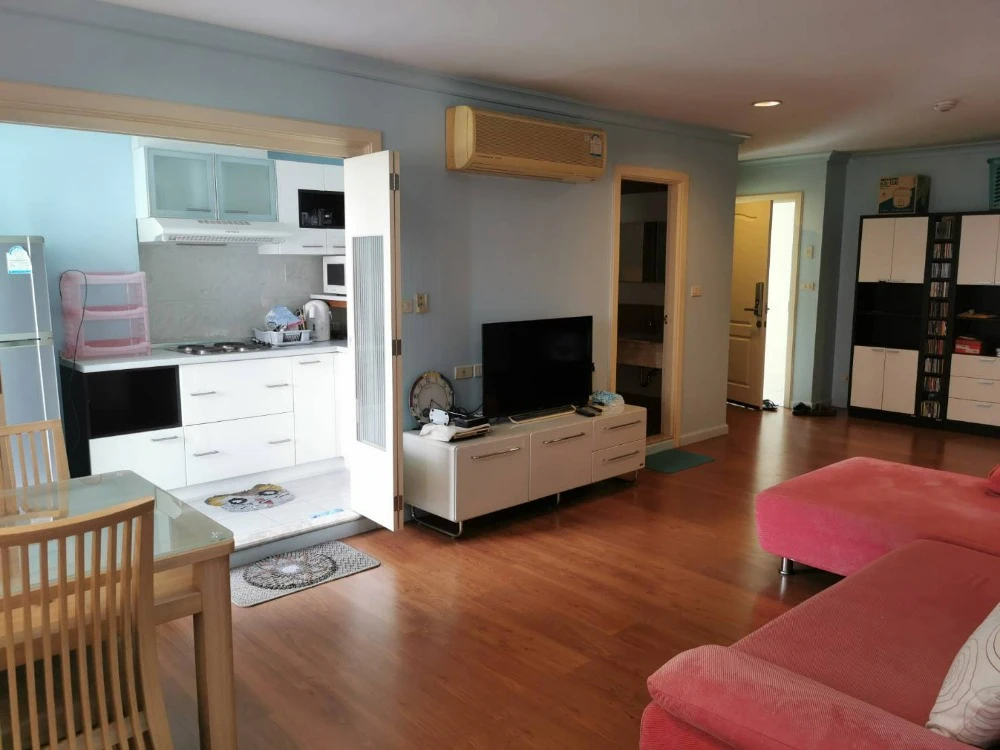 ให้เช่า LUMPINI SUITE RATCHADA – RAMA 3 ชั้น 8 ห้องแต่งครบ น่าอยู่ จองเลย