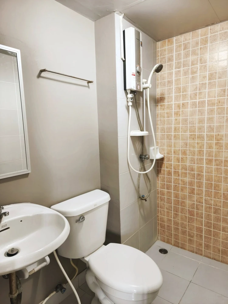 ให้เช่า Lumpini Township Rangsit Klong 1 ชั้น 5 ห้องแต่งครบ น่าอยู่ สนใจจองเลย