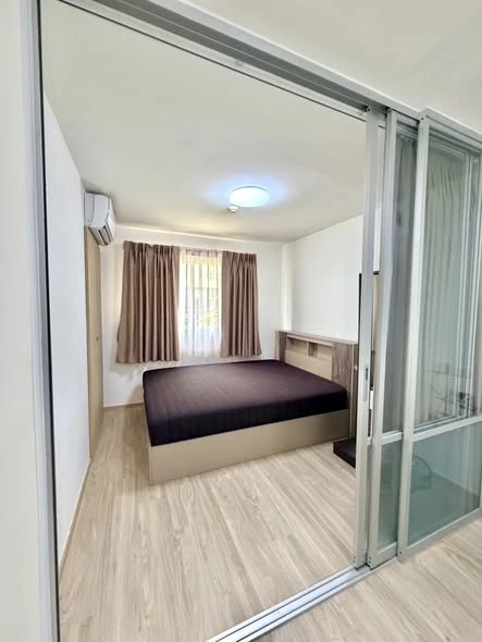 For rent: Lumpini Township Rangsit Klong 1, fully furnished studio apartment, very livable. Book now!
