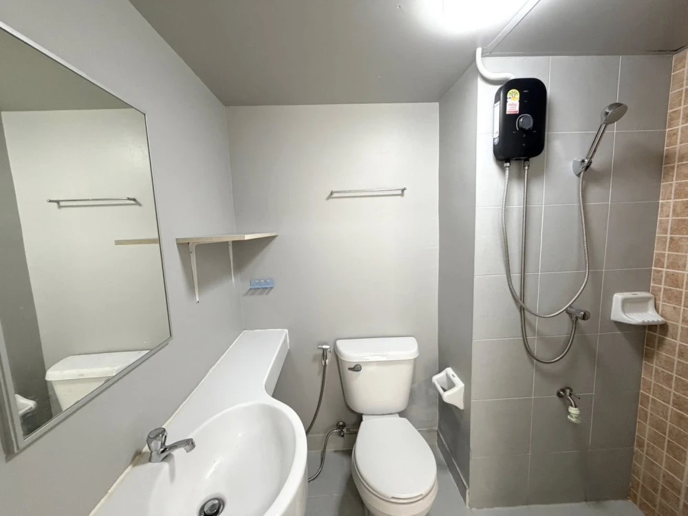 ให้เช่า Lumpini Township Rangsit Klong 1 ห้องกั้นแต่งครบ น่าอยู่ สนใจจองเลยจ้า