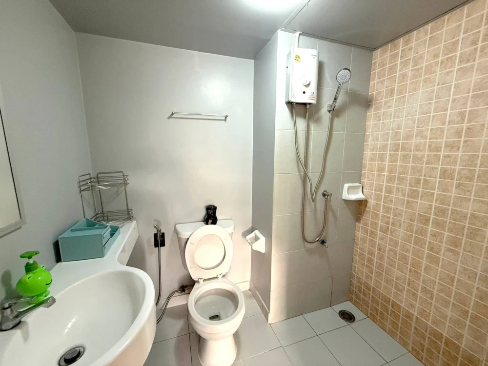 ให้เช่า Lumpini Township Rangsit Klong 1 ห้องกั้น แต่งครบ น่าอยู่ สนใจจองเลย ด่วนๆจ้า