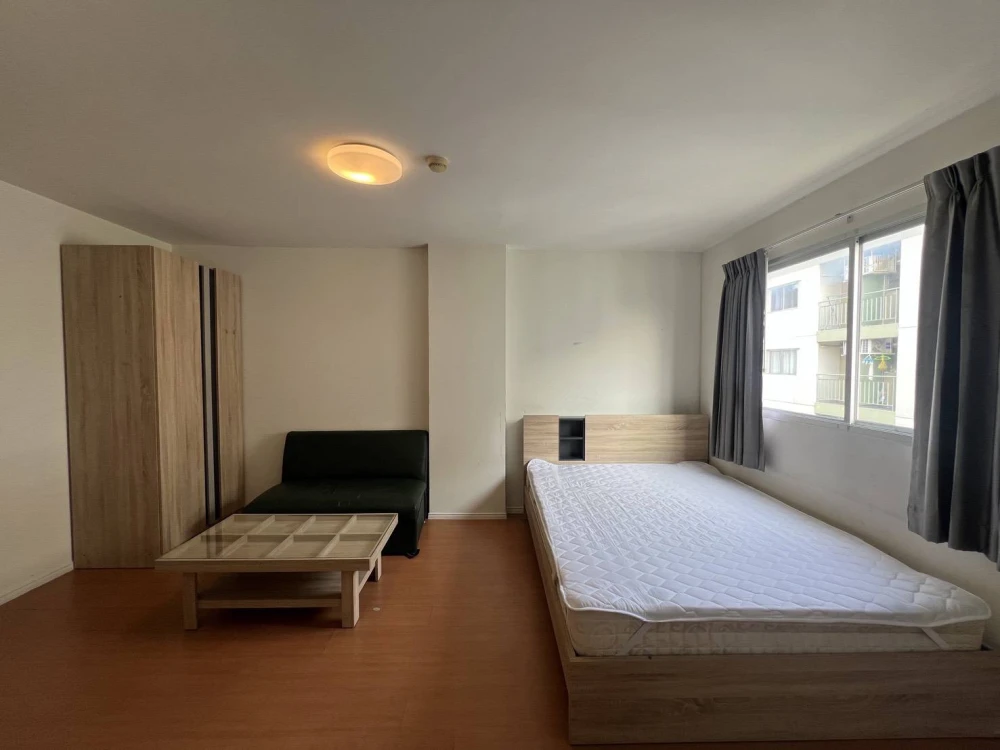 For rent: Lumpini Township Rangsit Klong 1, 7th floor unit, fully furnished. Just bring your bags and move in!