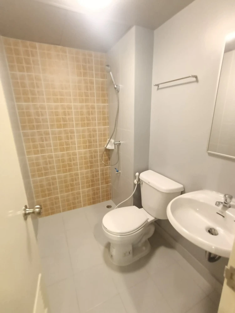 ให้เช่า Lumpini Township Rangsit-Klong 1 ห้องพร้อมอยู่ เฟอร์พร้อม ราคาสบายกระเป๋า จองเลย