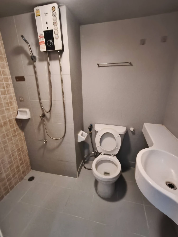 ให้เช่า Lumpini Township Rangsit Klong 1 ห้องสวย กั้นเป็นสัดส่วน น่าอยู่ จองเลย