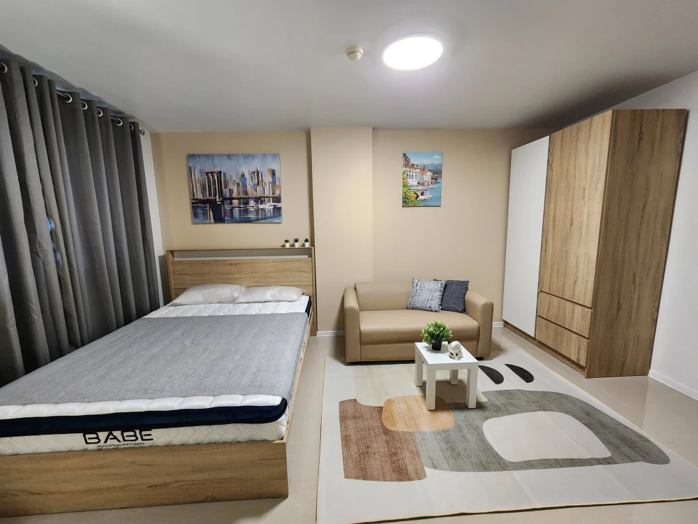 For rent: Lumpini Township Rangsit Klong 1, beautifully decorated room with complete furniture. Just bring your bags and move in!