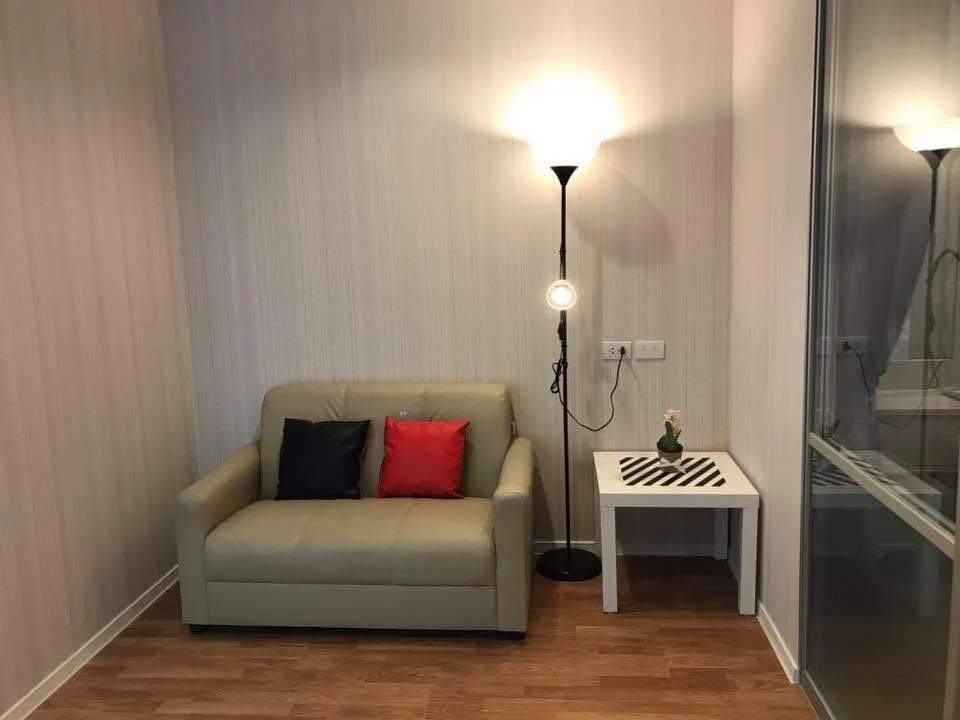 ให้เช่า Lumpini Ville Nakhon In Riverview ห้องน่าอยู่ ติดวอลเปเปอร์อย่างดี เฟอร์ครบครัน รีบจองเลยตอนนี้