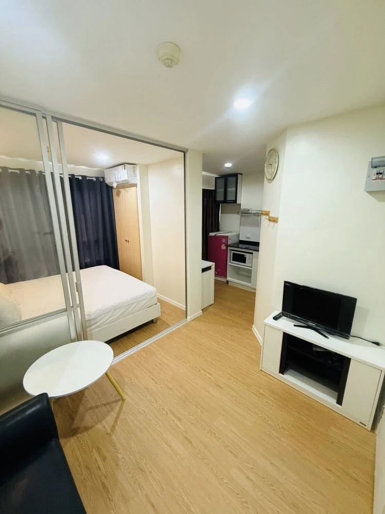 ให้เช่า Lumpini Ville On Nut–Phatthanakan ห้องชั้น 6 มาพร้อมเฟอร์นิเจอร์และเครื่องใช้ไฟฟ้าครบครัน จองเลย