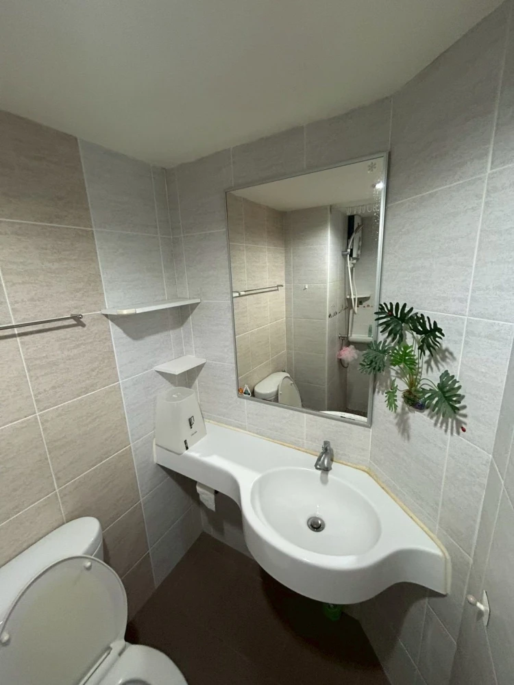 ให้เช่า Lumpini Ville Onnut - Ladkrabang 2 ห้องชั้น 4 ทำเลดี เฟอร์นิเจอร์ครบครัน ดีแบบนี้ห้ามพลาด