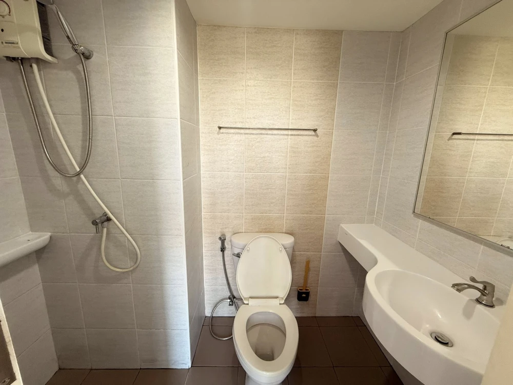 ให้เช่า Lumpini Ville Onnut - Ladkrabang 2 ห้องน่าอยู่ ชั้น 3 เฟอร์นิเจอร์บิ้วอินอย่างดี เครื่องใช้ไฟฟ้าครบ ห้ามพลาด